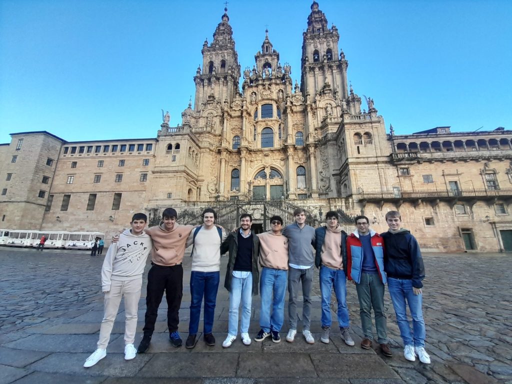 Residencia universitaria en Santiago de Compostela Residencia Universitaria en Santiago de Compostela y Colegio Mayor