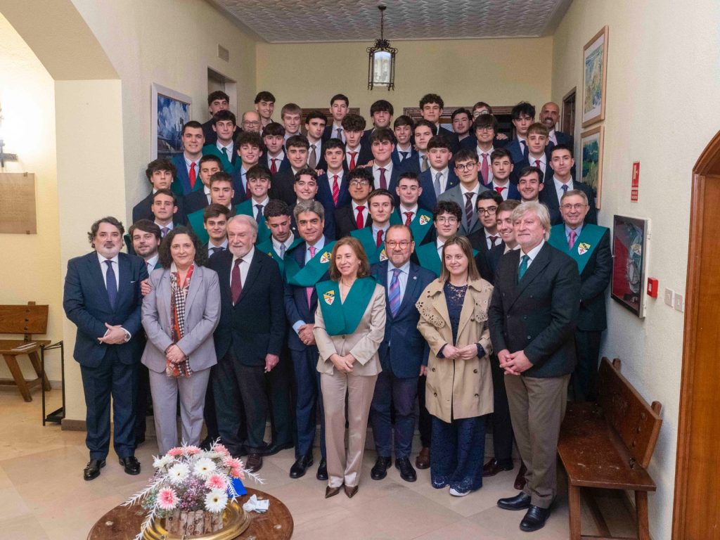 Residencia universitaria en Santiago de Compostela Residencia Universitaria en Santiago de Compostela y Colegio Mayor